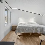 1 Bedroom Amazing In Hébergement de vacances *